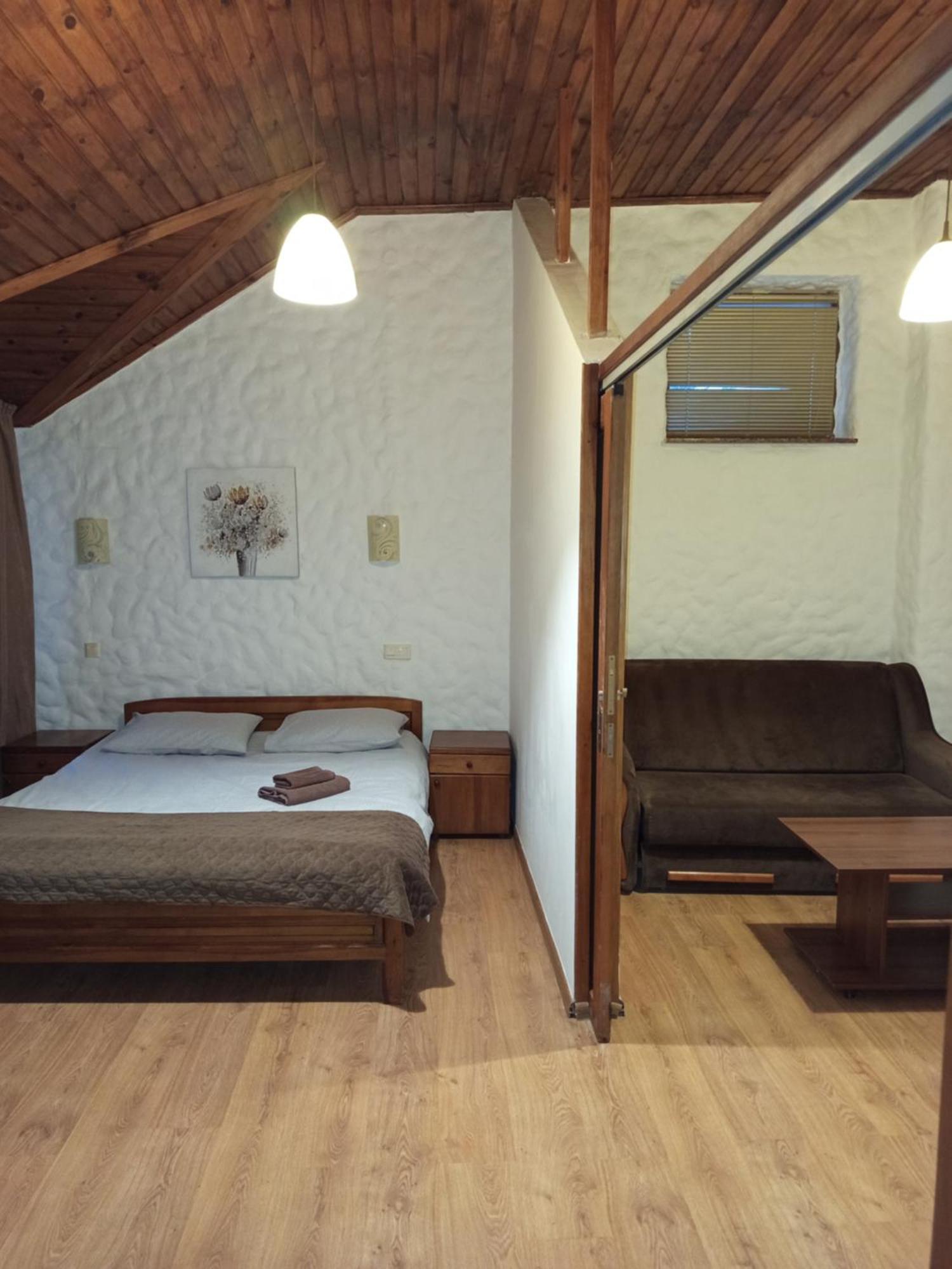 Complex Khutor Hotel Velyka Omelyana ภายนอก รูปภาพ